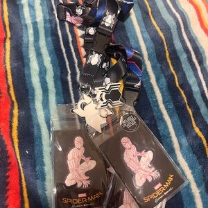 Marvel Spider-Man Black and Blue Lanyard Set
